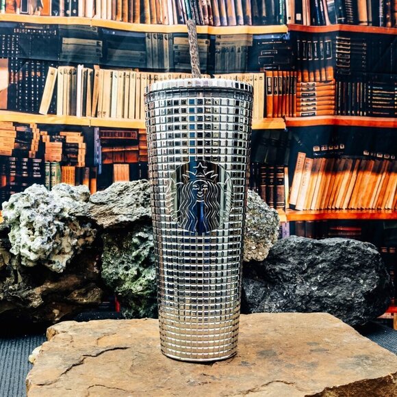 Starbucks 2023 Holiday Metallic Mirror Silver Grid Disco Venti 24oz New - Picture 2 of 8